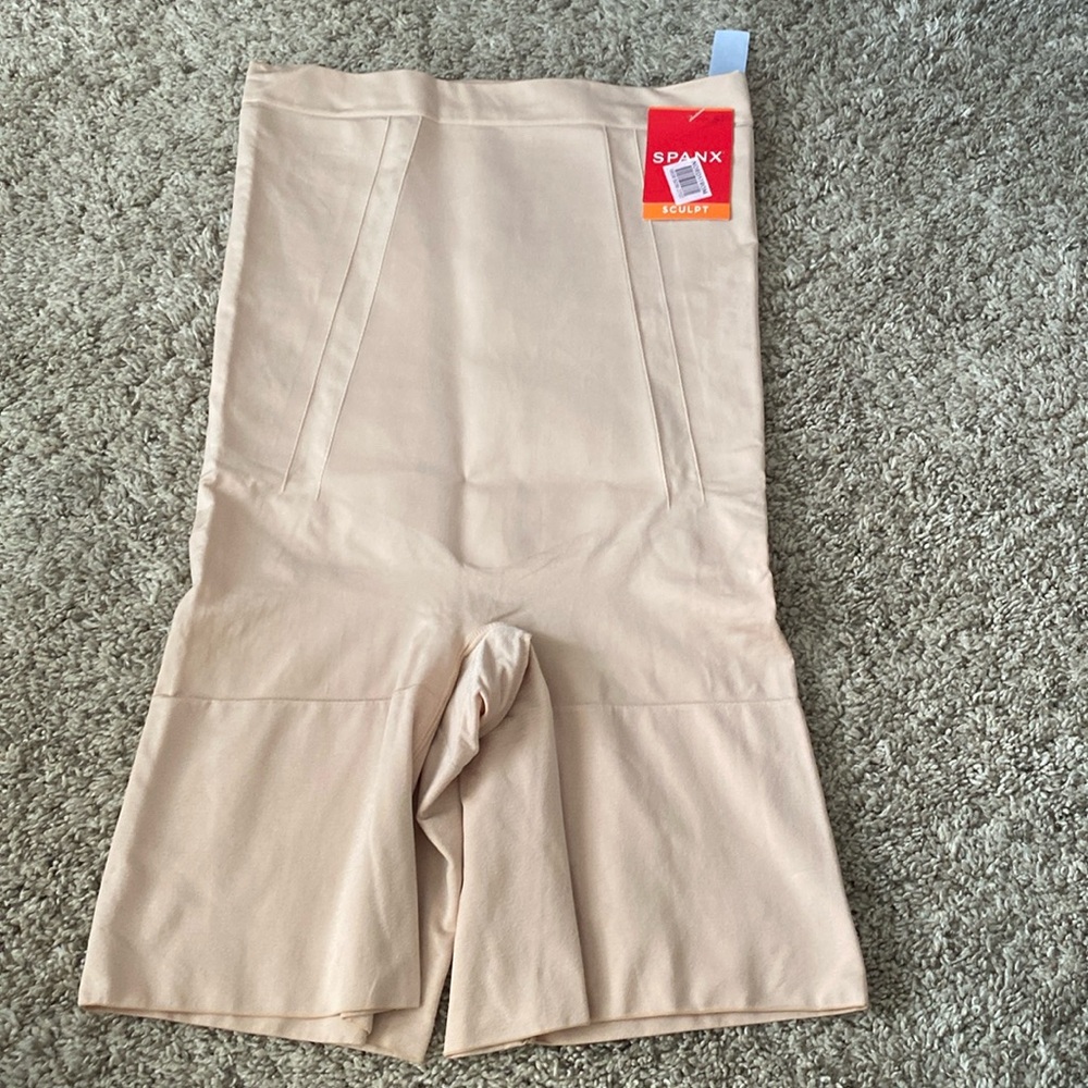 Spanx Sculpt. New!